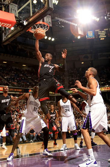 回到进攻端 回到进攻端