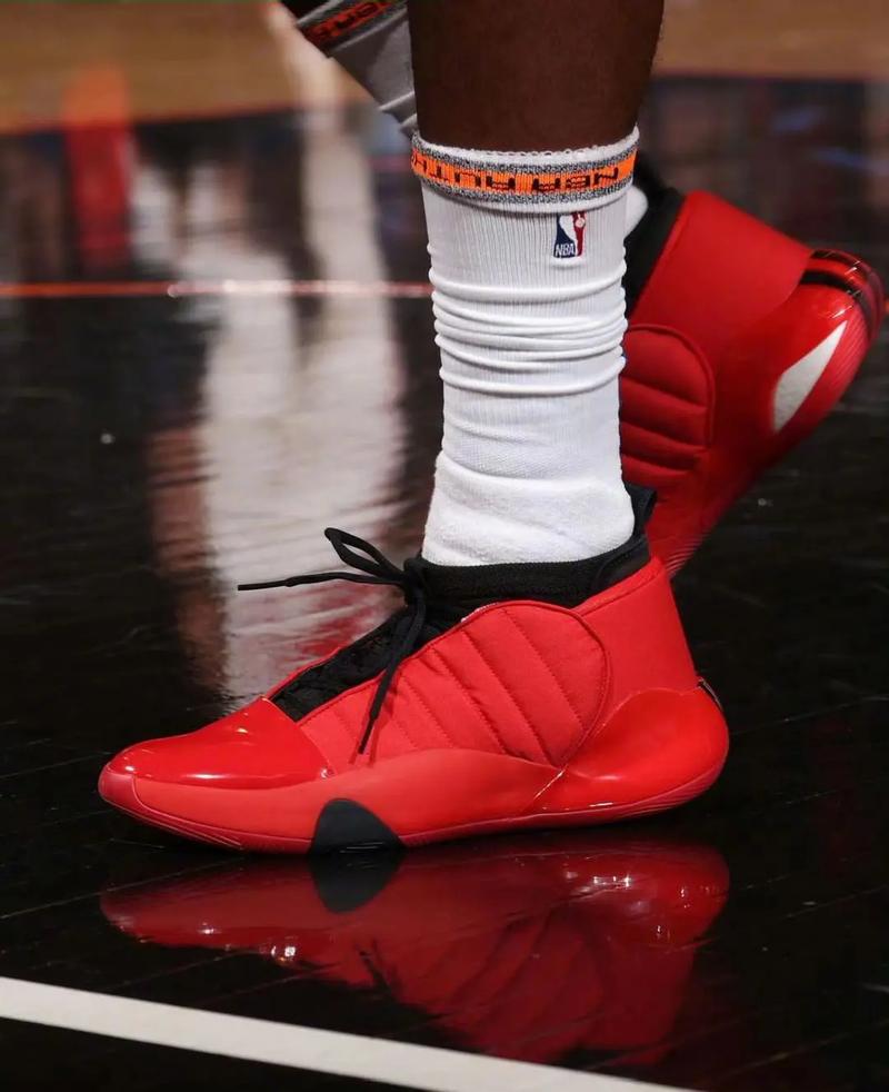 英超第22轮今晚开打7场，比分全预测，曼市德比悬念十足